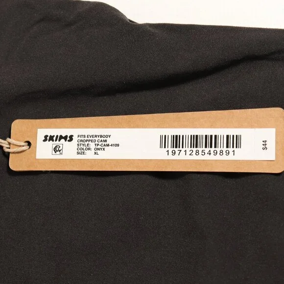 NWT SKIMS Fits Everybody Cropped Cami in Onyx - Picture 15 of 16